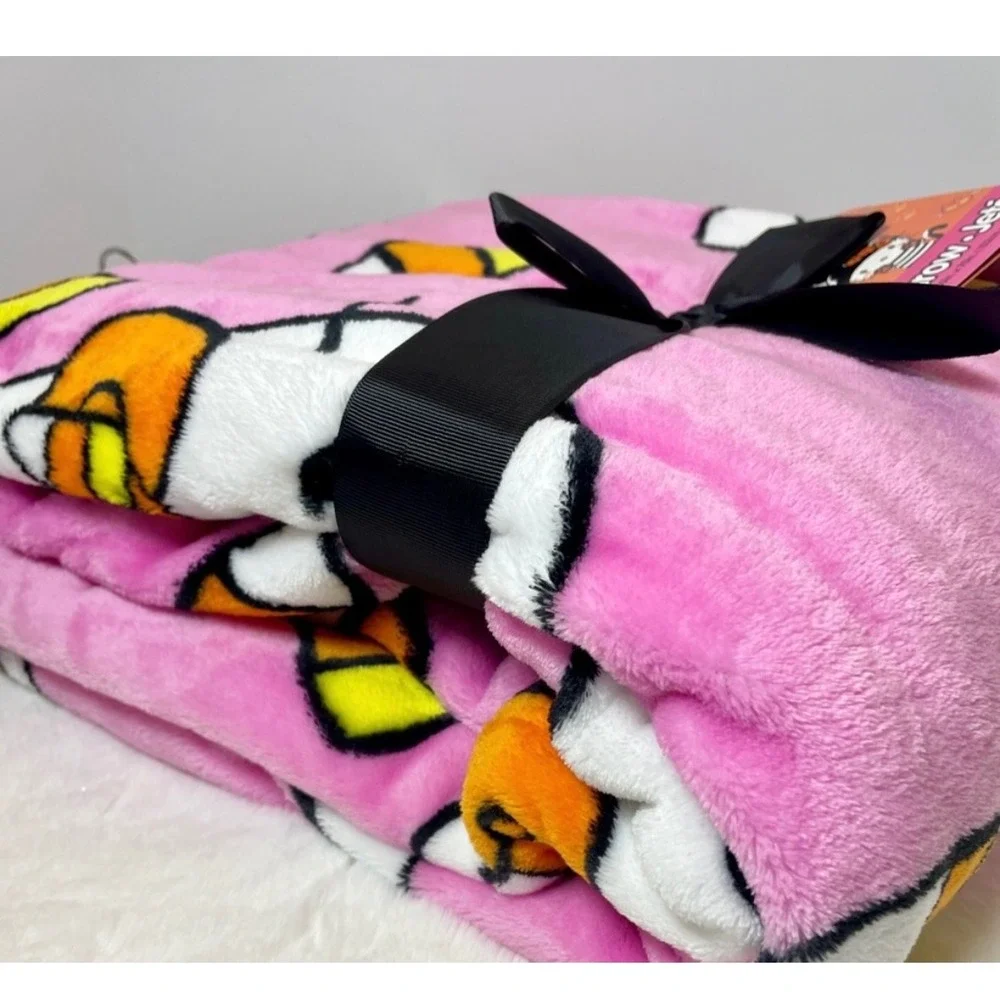 Hello Kitty Halloween Throw‎ Blanket Pink Candy Corn New 60x70